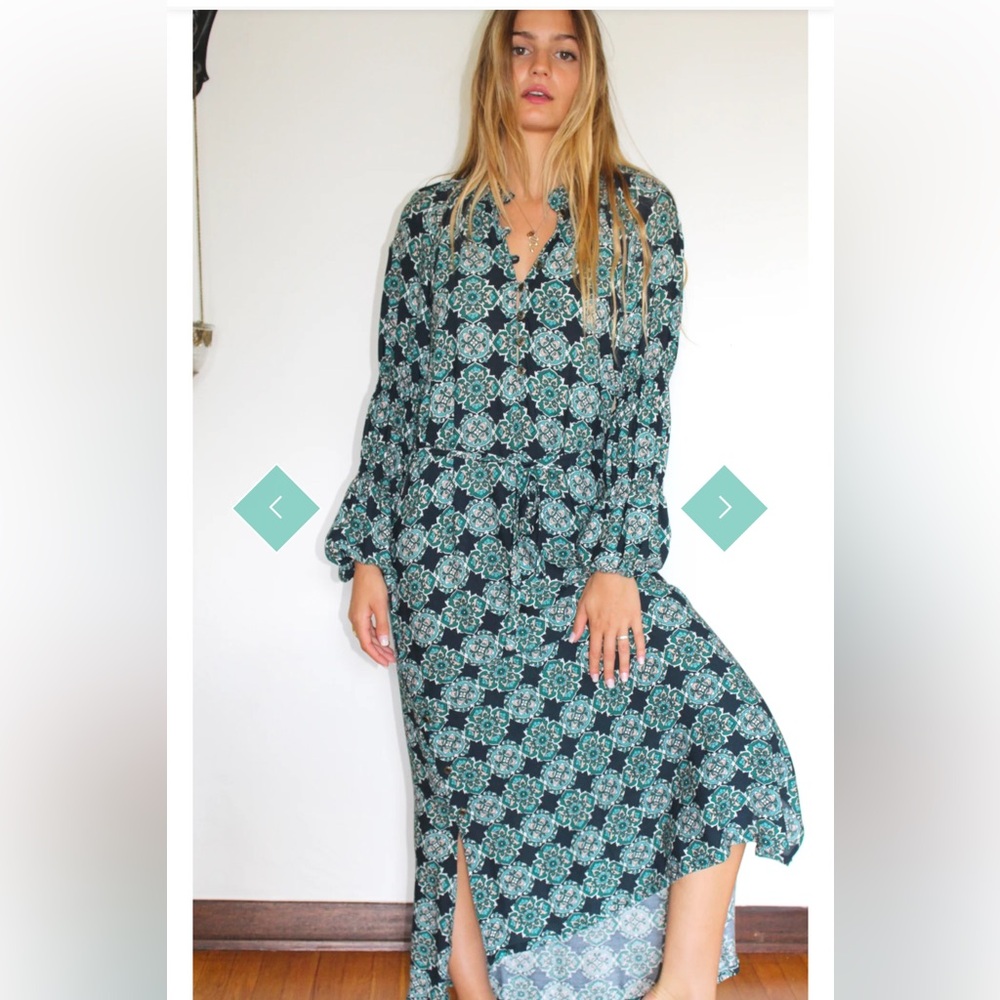 Daughter of Culture Long Sleeved Midi Dress Moroccan print 100% Rayon
